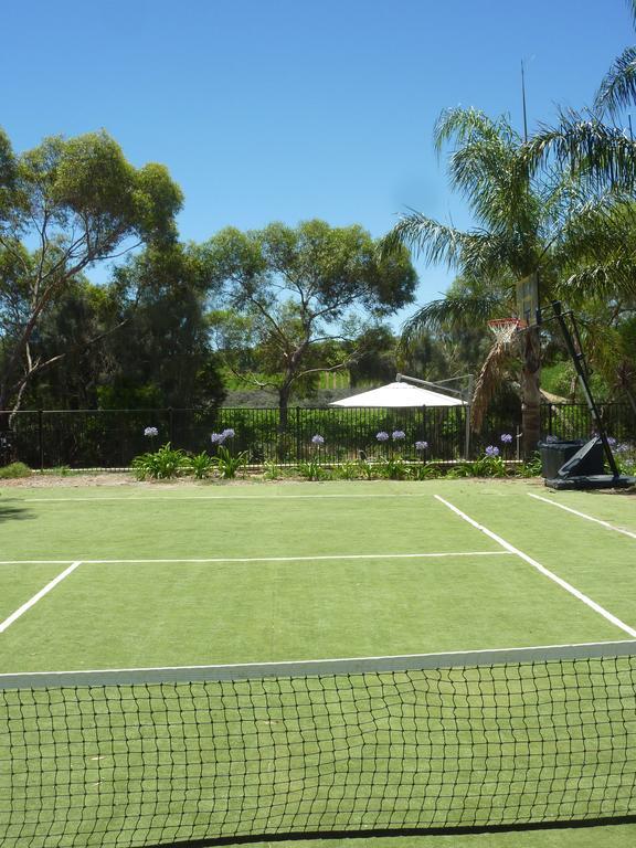 Amande Bed And Breakfast Mclaren Vale Exterior photo