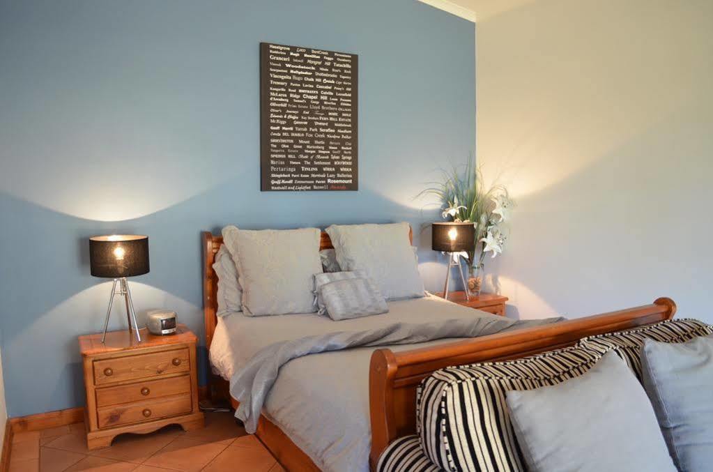 Amande Bed And Breakfast Mclaren Vale Exterior photo